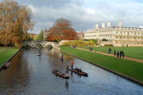 oxford cambridge rivalry|The story of the Oxford vs Cambridge rivalry .